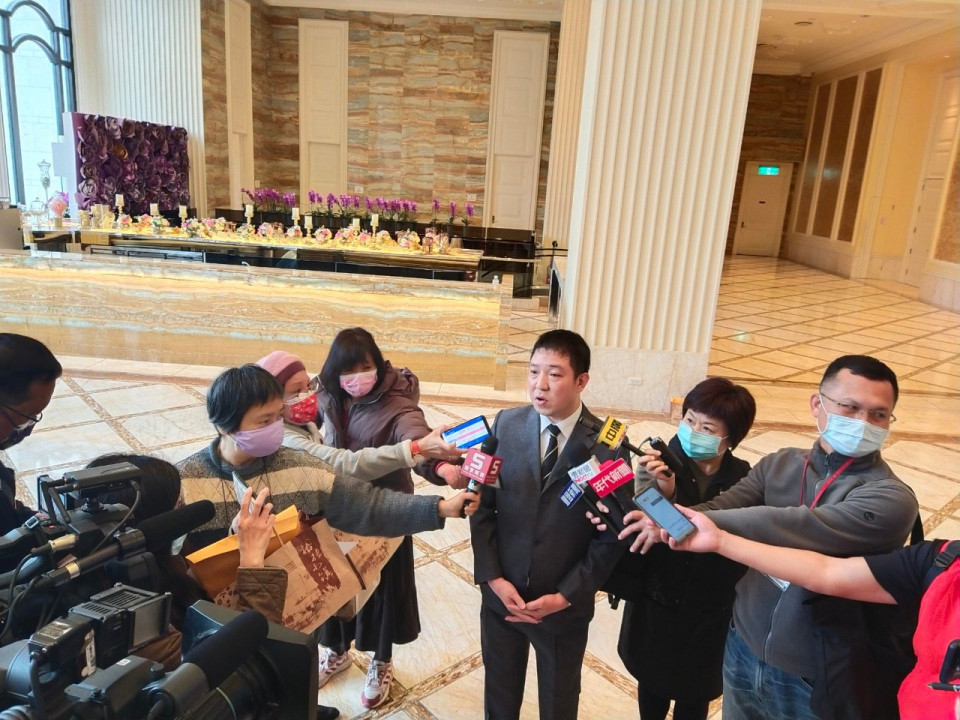 臺中市村里長成立交流平台許效舜為製作《我是村里長》節目見習
