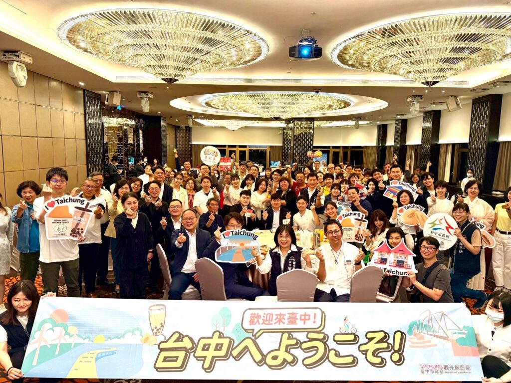 圖 中台灣熱情迎接日本旅行業及網紅踩線團 記者王偉翻攝