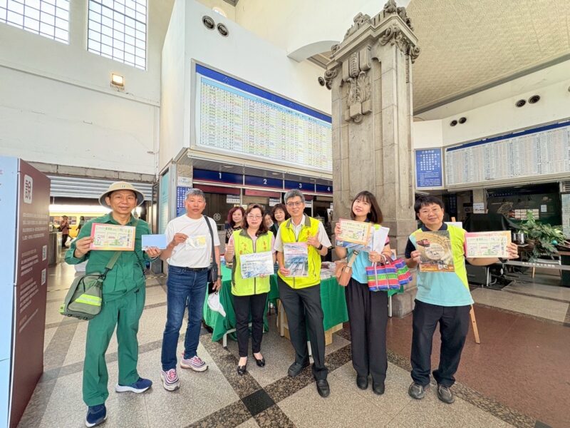圖文：臺中車站建站120週年 臺中郵局設臨時郵局。
