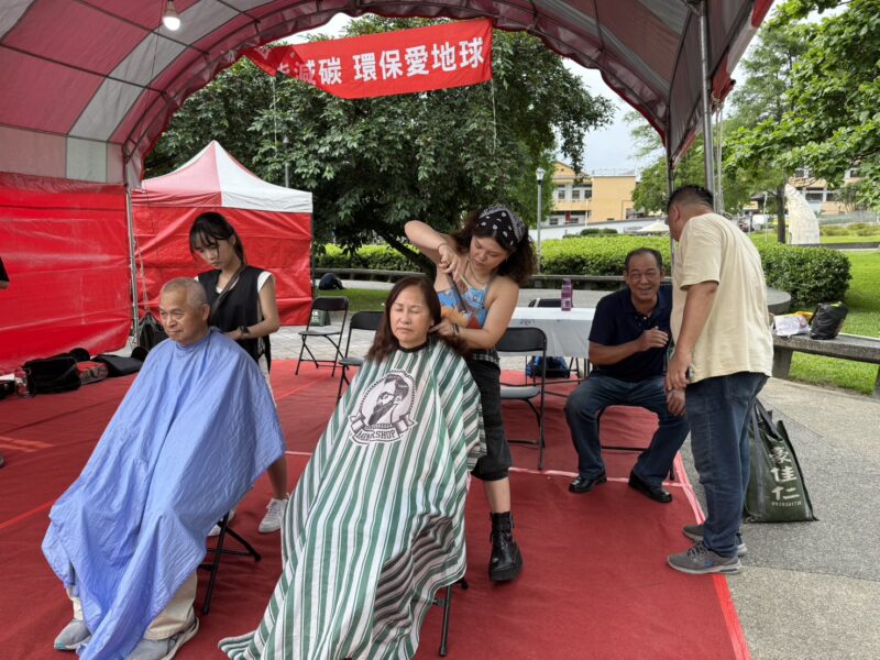圖文:中華民國新聞記者協會舉辦「節能減碳 環保愛地球」活動。