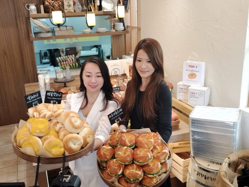 圖文:貝果專賣店結合終身學習協會 本週華麗登場。
