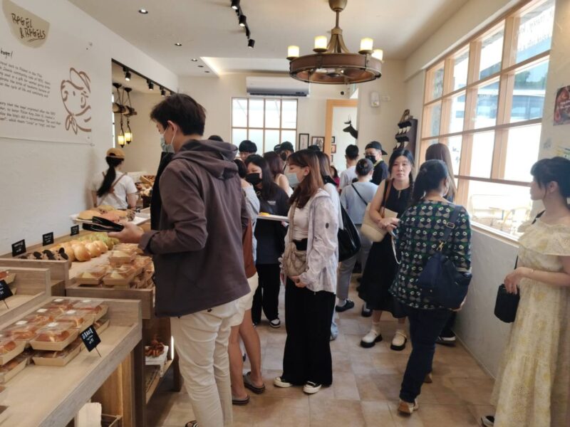 圖文:貝果專賣店結合終身學習協會 本週華麗登場。