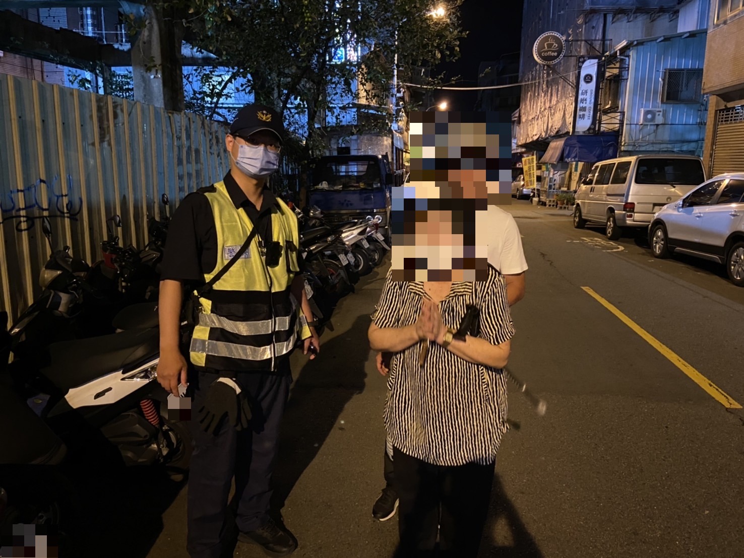迷途機車夜市失蹤2小時　警地毯式搜索助母子尋車返家