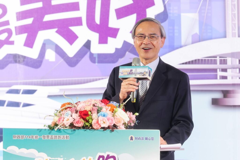 圖文:財政部阮清華次長說明本次賽事活動特色。