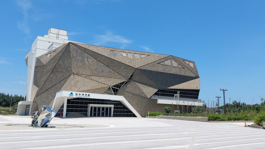 圖文:台中海洋館21日試營運開館 問題一籮筐 中市觀旅局需用心檢討改善。