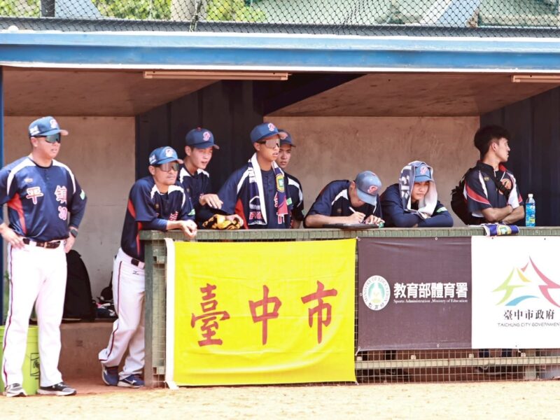 圖 金龍盃青棒精英賽已舉辦17年-吸引全國棒球好手參與 記者王偉翻攝