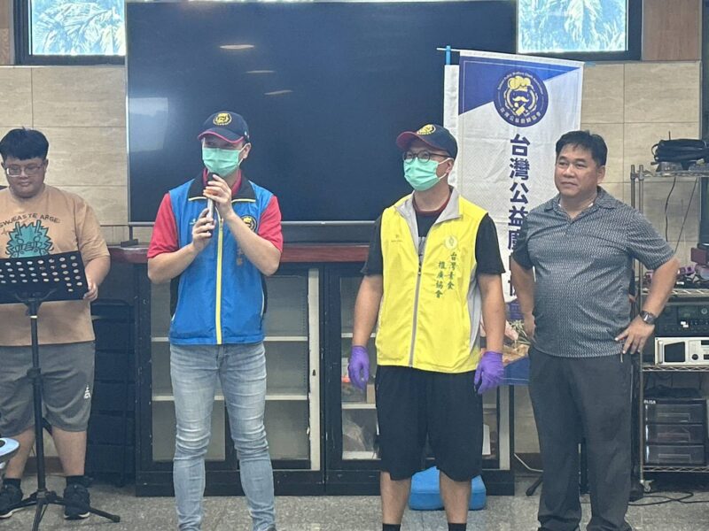 圖文:媒體齊心傳愛、迦南養護院飄香洋溢愛心 公益廚師送暖。