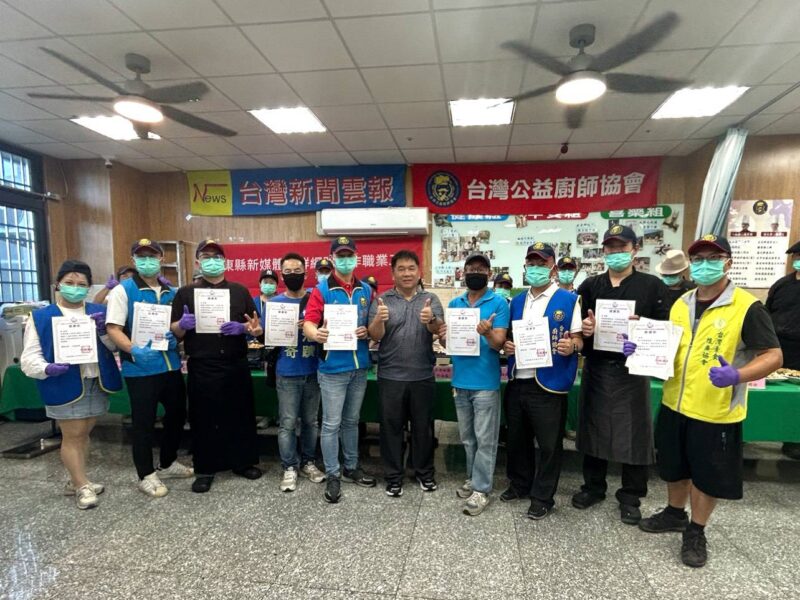 圖文:媒體齊心傳愛、迦南養護院飄香洋溢愛心 公益廚師送暖。