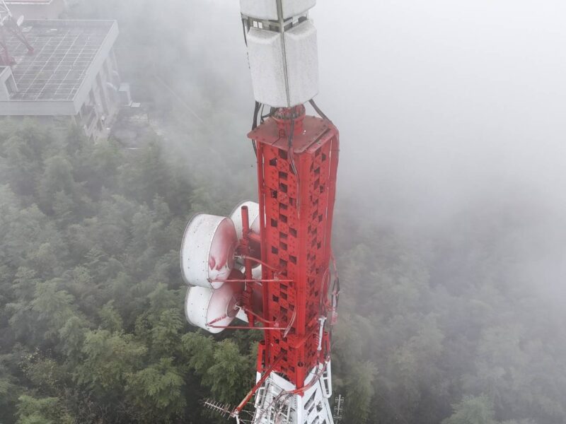 圖文：集集大山電視轉播站維修發射天線 數位無線電視訊號收視戶將無法收看電視。