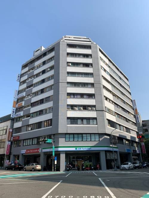 圖 西區四維大樓外觀照 記者王偉翻攝