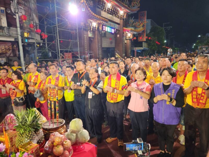 圖 民政局長吳世瑋前往浩天宮接駕祈福 記者王偉翻攝