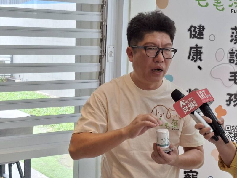 圖文：毛毛藻推高齡寵物保健新品　打造口腔、關節、泌尿三重防護。