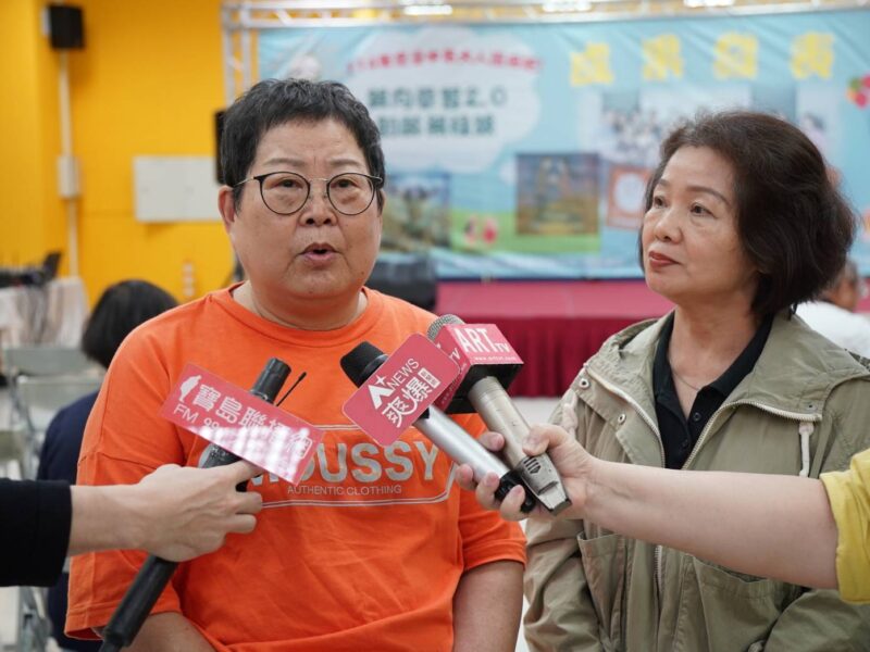 圖文：台中「銀向學習2.0」啟動  僑光科大助中高齡長者玩轉AI創意。