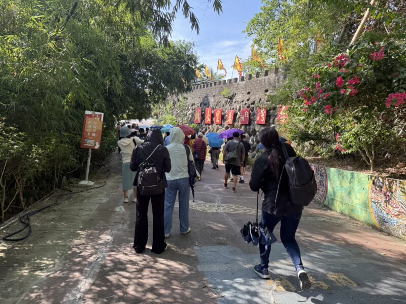 圖文:台灣萬里長城蝴蝶翩翩起舞 生態園區成為寓教於樂的最佳去處。