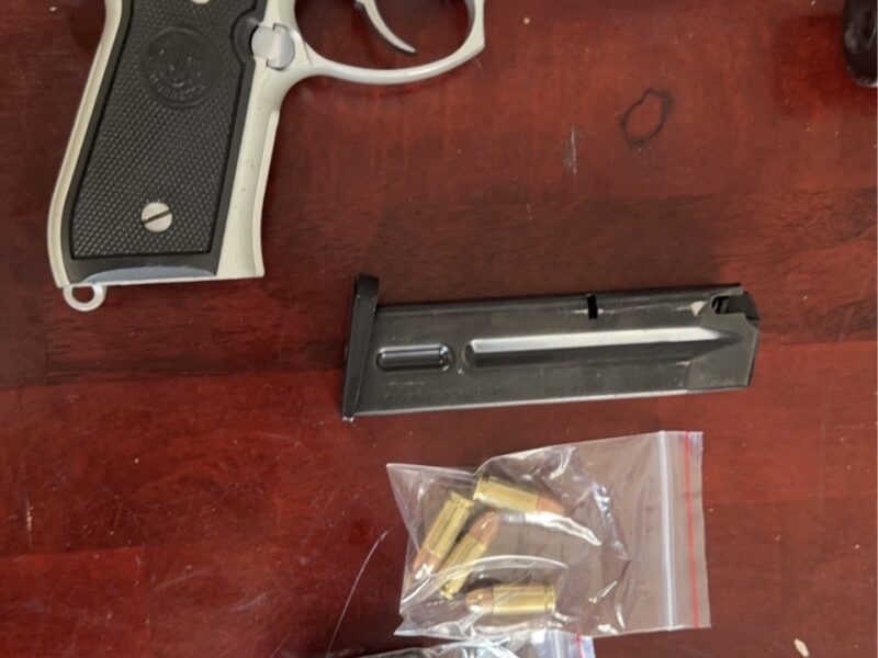 圖文：中警三合一掃蕩詐黑槍 逮7百人扣2億防詐團脫產 扣5千萬豪宅加4筆土地獲准 。