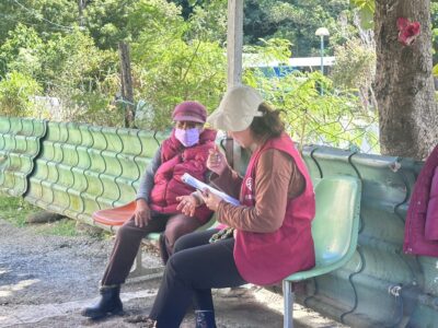 介惠推動「希望與支持——偏鄉女性照顧者關懷與發展計畫」，為照顧者進行心理檢測。_0