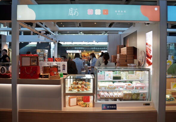 圖文：台中最強伴手禮首次進駐高鐵 獻烘焙搭車前必帶食品界米其林千層捲捲酥。