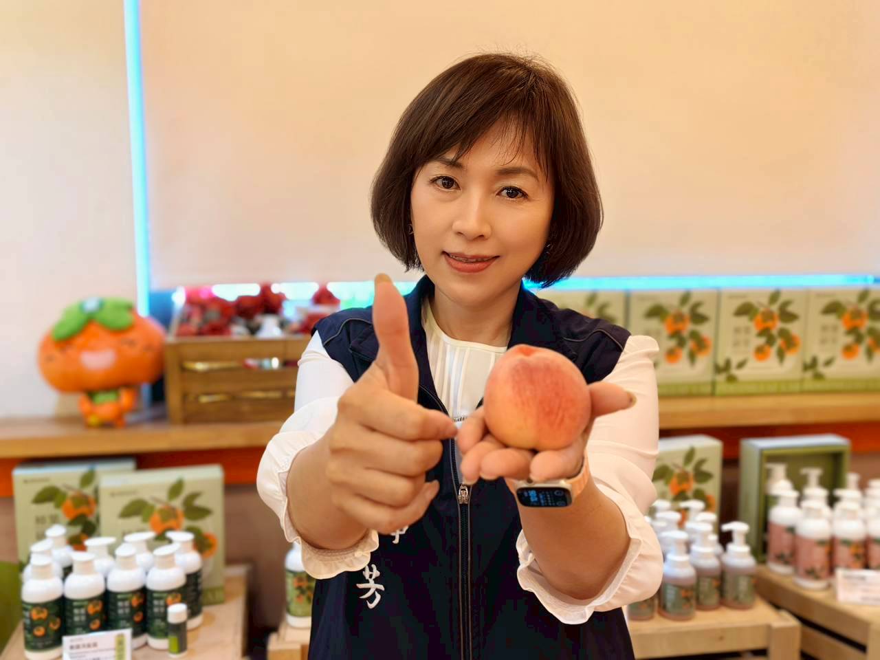 紅玉水蜜桃驚豔上市　番路鄉掀起假日搶購潮