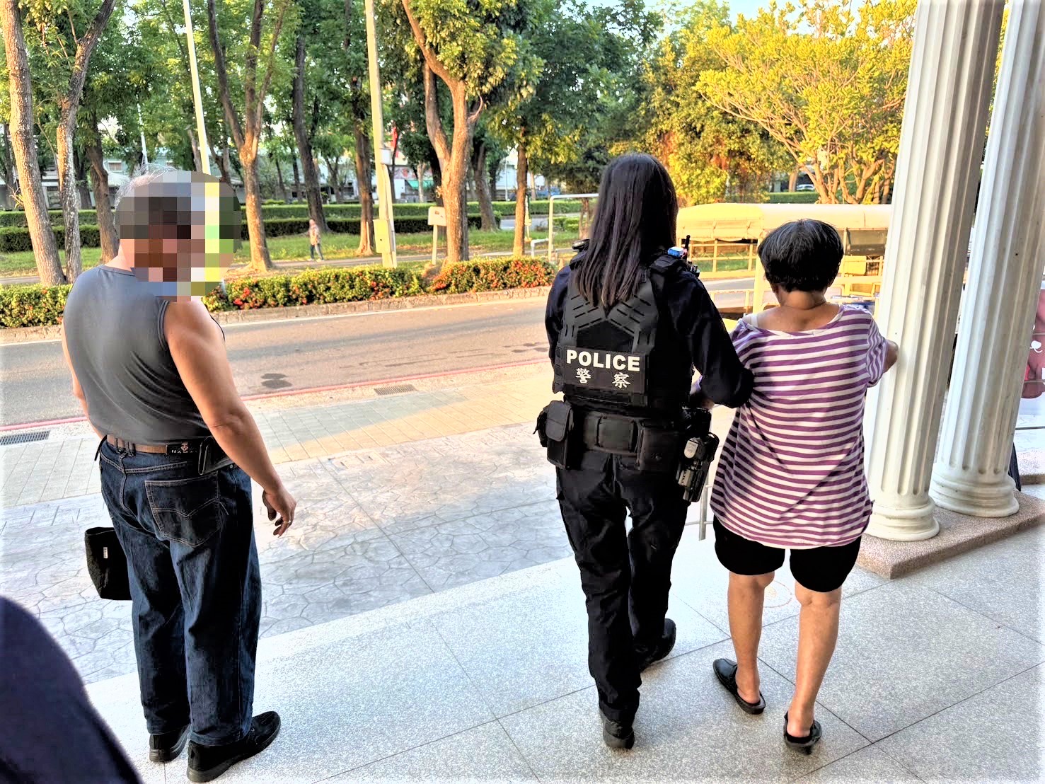 烈日迷途失憶　八掌警用系統耐心比對助團圓
