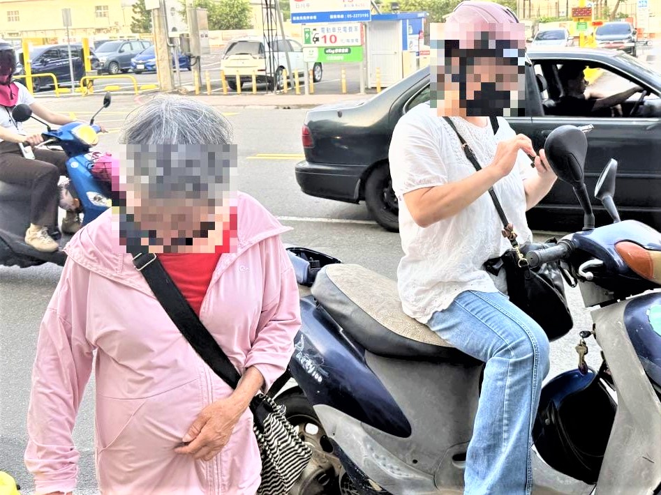 失智婦徒步走失  南門警平安尋獲暖人心